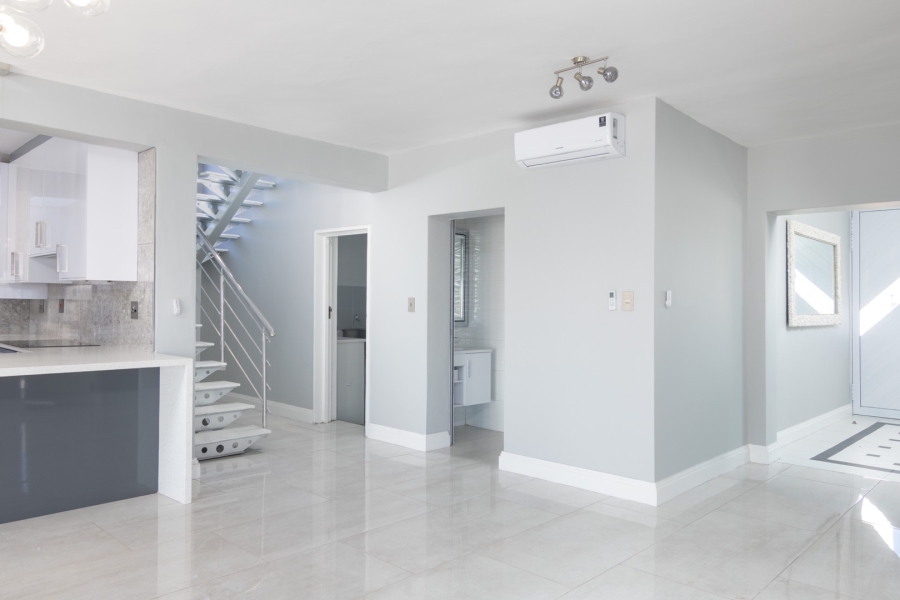5 Bedroom Property for Sale in Laaiplek Western Cape